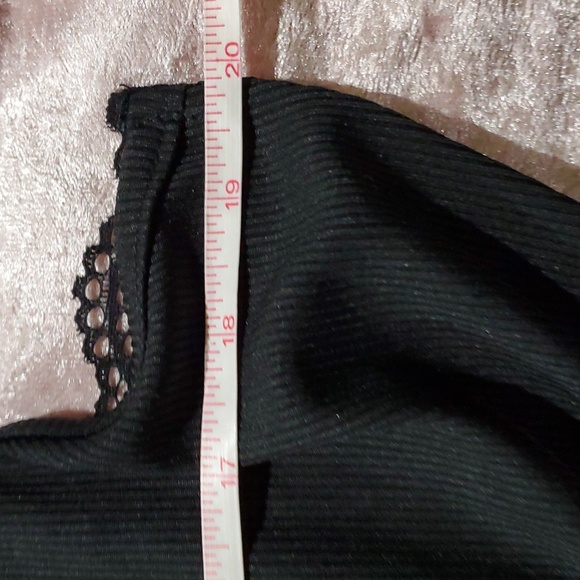 Dress - Picture 9 of 9